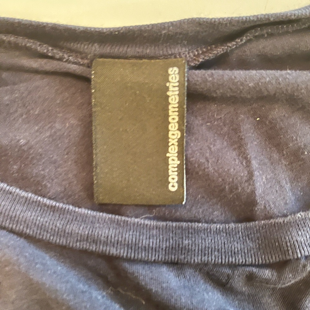 Complex Geometrical oversized avant garde top - Picture 3 of 5